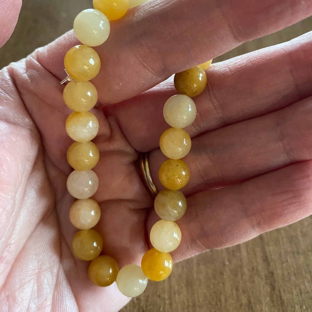 Jewelry Bundle - 2 Bracelets & a Necklace - Sold As Set - Picture 3 of 7